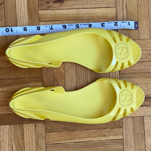 Gucci Marola Rubber Jelly Interlock GG Flat Sandals •Women 39/8.5• Yellow Italy - Picture 5 of 11